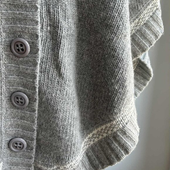 Soaked in Luxury Grey Fair Isle Wool-Blend Button Poncho, Ribbed Collar – US M - Picture 11 of 12